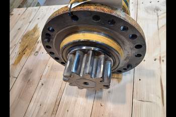 salg af Komatsu PW148-8  Swing Gear