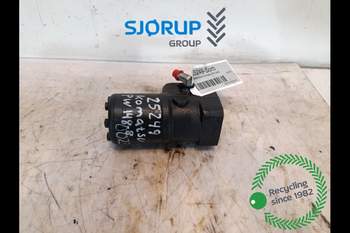 Komatsu PW148-8  Steering Unit