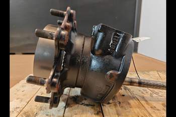 salg af Endandtrieb Vorderachse Case 4230 RECHT