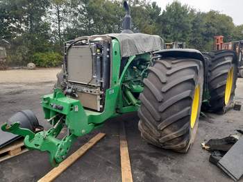 salg af John Deere 8400R traktor