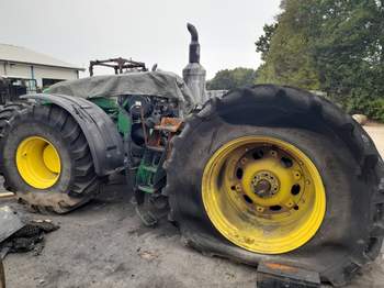 salg af John Deere 8400R traktor