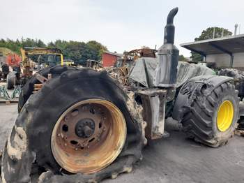 salg af John Deere 8400R traktor