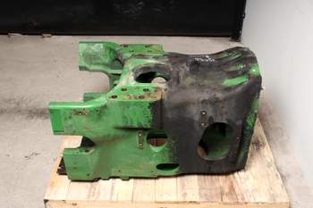 salg af John Deere 8400R  Frame