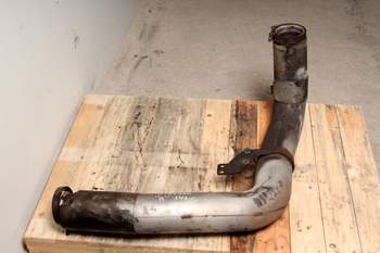 salg af John Deere 8400R  Exhaust System