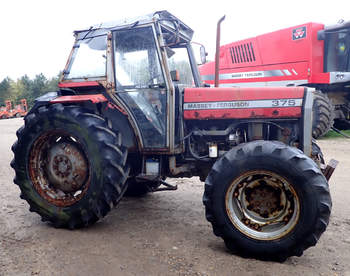 salg af Massey Ferguson 375 traktor