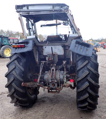 salg af Massey Ferguson 375 traktor