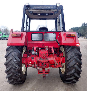 salg af Case 1055 traktor