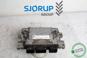 John Deere 8R 310  ECU