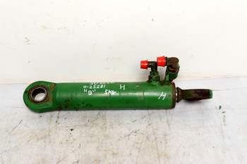 salg af Hydraulisk Cylinder John Deere 6620 