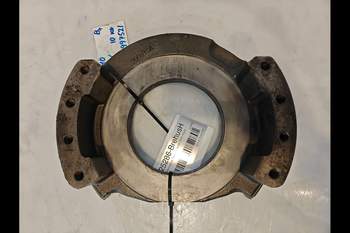 salg af Bremsegehäuse, Hinterachsen New Holland 7840 RECHT