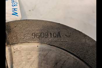 salg af Bremsegehäuse, Hinterachsen New Holland 7840 RECHT