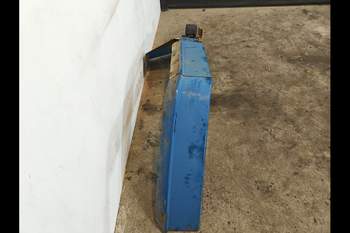 salg af Bagskærm New Holland 7840 Venstre