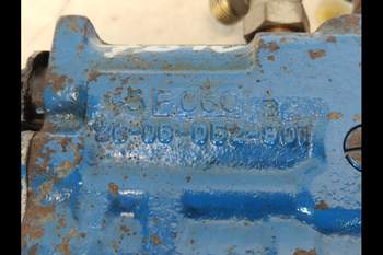salg af Fjernudtagsventil New Holland 7840