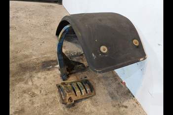 salg af Forskærm New Holland 7840 Venstre