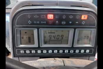 salg af Instrument New Holland 7840