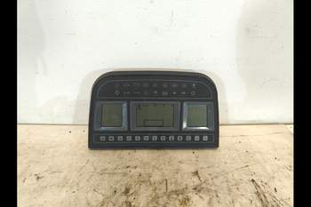 salg af Instrument New Holland 7840