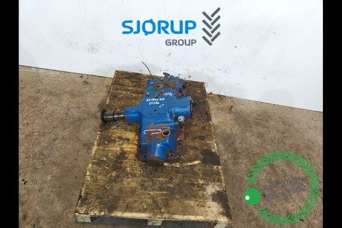 salg af Lift New Holland 7840