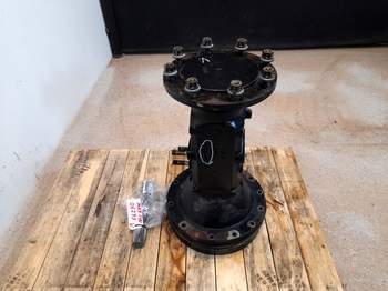 salg af Case Maxxum 140 LEFT Rear Half Axle