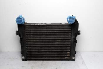 salg af Intercooler Case Puma 240 