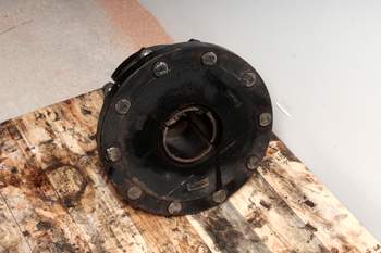 salg af Massey Ferguson 8280 LEFT Rear wheelhub (Amercian type)