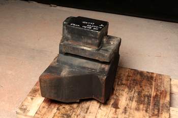 salg af Massey Ferguson 8280  Weight block