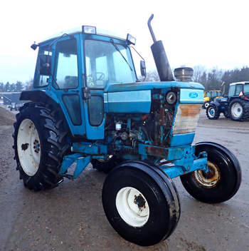 salg af Ford 6710 traktor