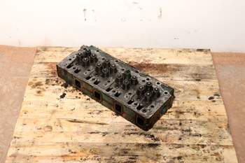 salg af Volvo ECR88  Cylinder Head