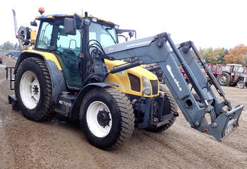 salg af New Holland TL100A traktor