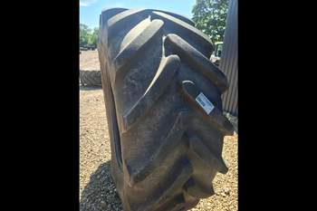 salg af Reifen Case Maxxum 150 RECHT