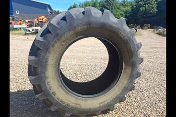 salg af Reifen Case Maxxum 150 RECHT