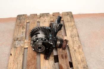 salg af Vorderachsdifferential Case Maxxum 135 