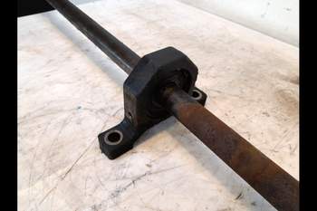 salg af Case Farmall 115A  Drive shaft