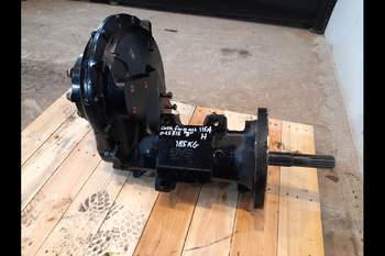 salg af Case Farmall 115A RIGHT Rear Axle