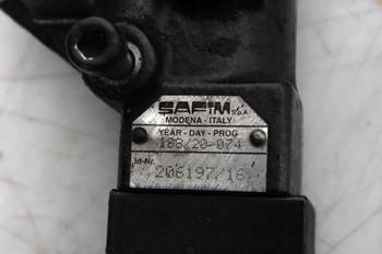 salg af Hydraulisch bremse ventil Case Puma 240 