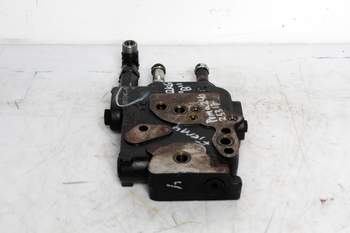 salg af Case Puma 240  Hydraulic lift valve