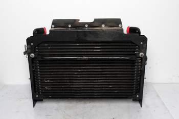 salg af Case Puma 240  Oil Cooler