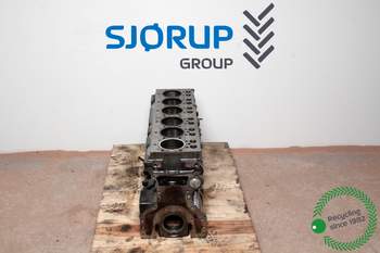 Valtra S374  Engine Block