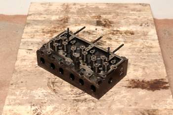 salg af Valtra S374  Cylinder Head