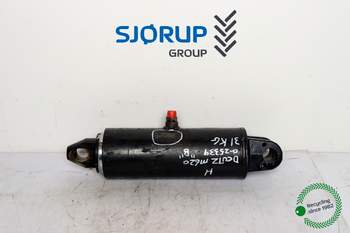 Deutz-Fahr Agrotron M620 RIGHT Lift Cylinder