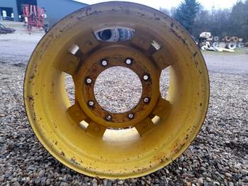 salg af John Deere 3650 LEFT Front Rim