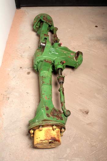 salg af Framaxlar John Deere 3650 