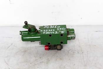 salg af John Deere 3650  Remote control valve