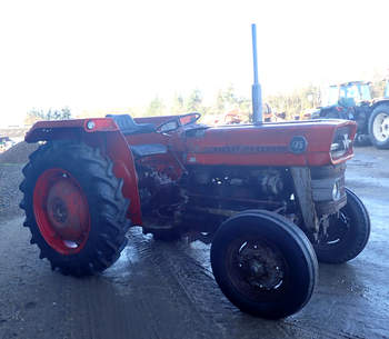 salg af Massey Ferguson 135 traktor