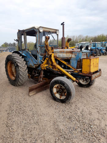 salg af Ford 5000 traktor