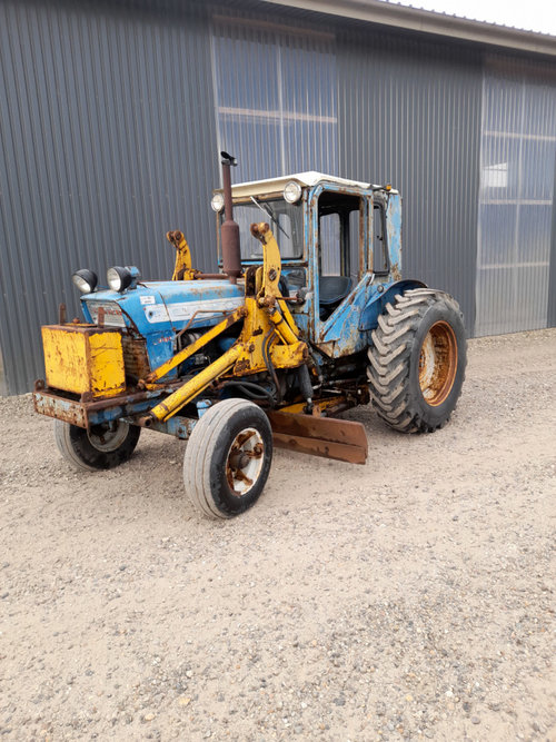 salg af Ford 5000 traktor