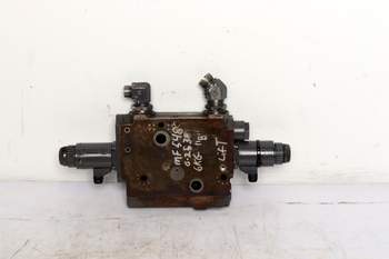 salg af Massey Ferguson 5480  Hydraulic lift valve