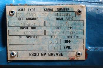 salg af Ford 4610  Disassembled front axle
