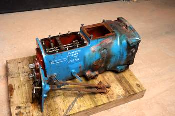 salg af Ford 4610  Transmission