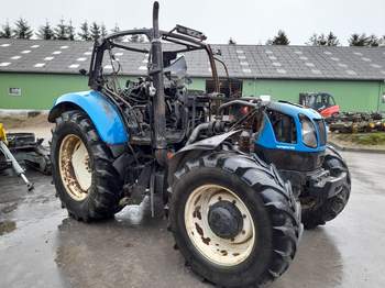 salg af New Holland T6030 tractor