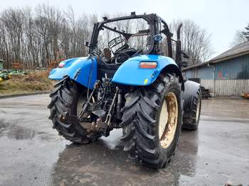 salg af New Holland T6030 traktor